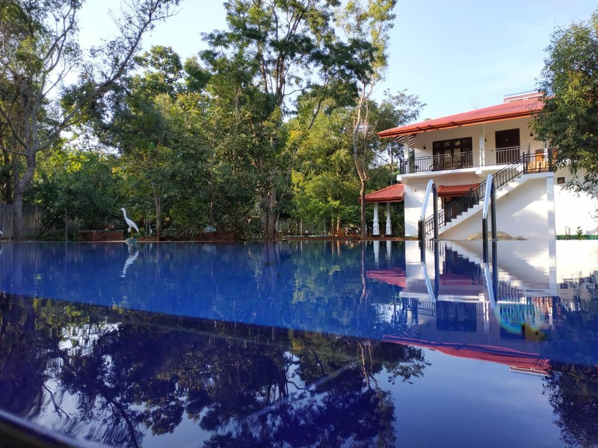 Sigiriya Cashew Palace Resort Daganapothaha Esterno foto
